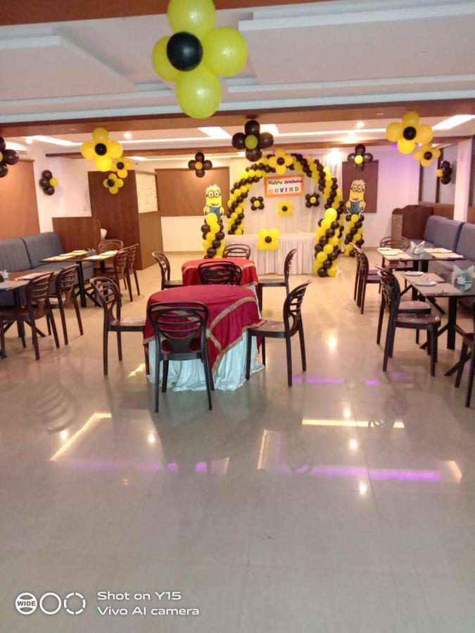 The Nisarga Grand Hotel Bangalore Luaran gambar