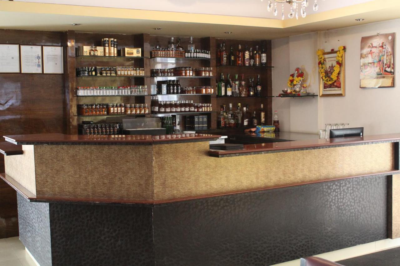 The Nisarga Grand Hotel Bangalore Luaran gambar