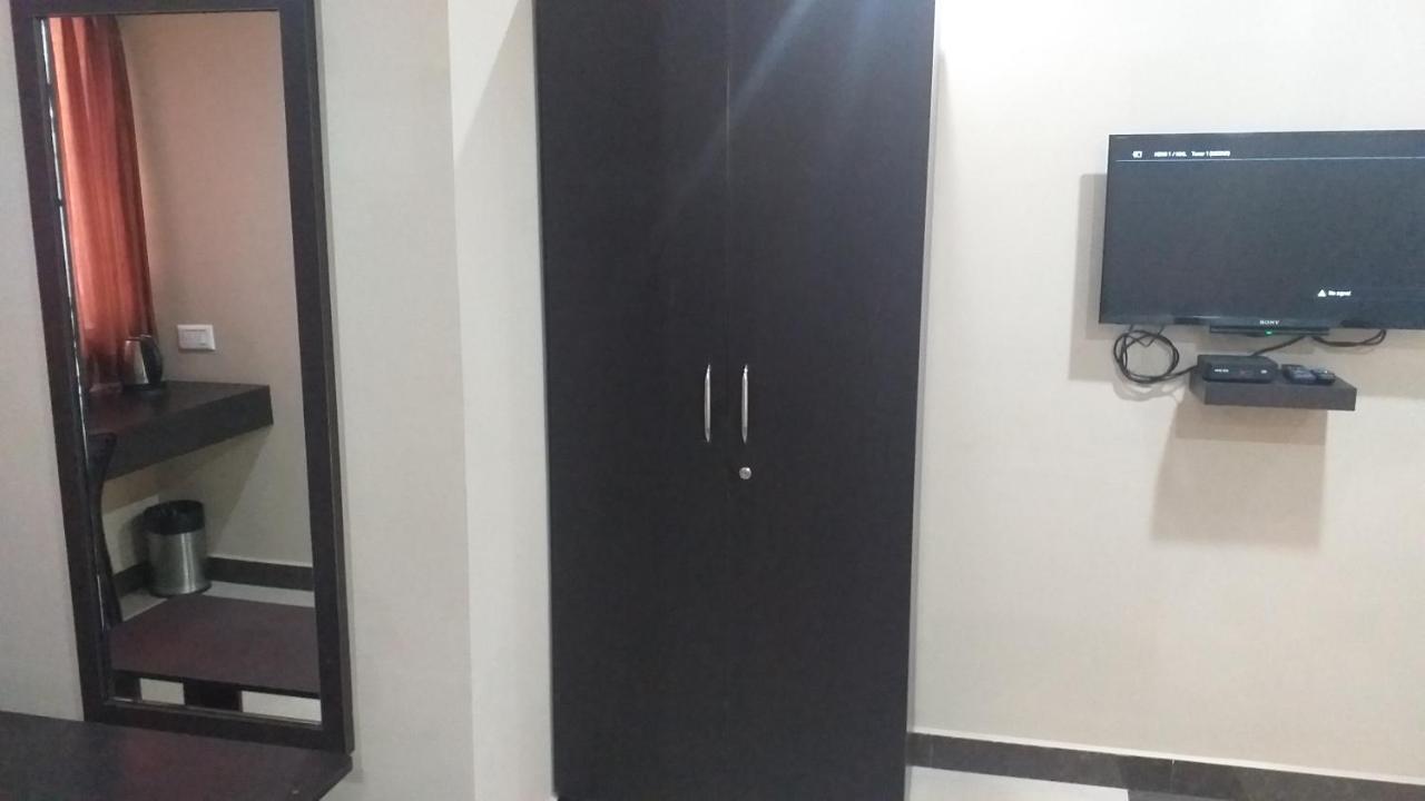 The Nisarga Grand Hotel Bangalore Luaran gambar