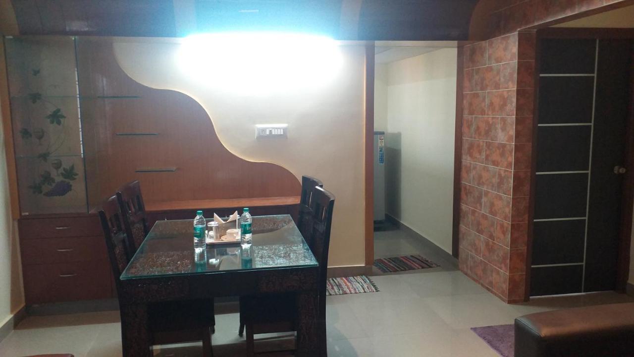 The Nisarga Grand Hotel Bangalore Luaran gambar